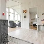 Secluded Retreat With Views - By Traum Nyaraló *