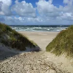 Nyaraló Secluded Retreat With Views - By Traum Vejers Strand