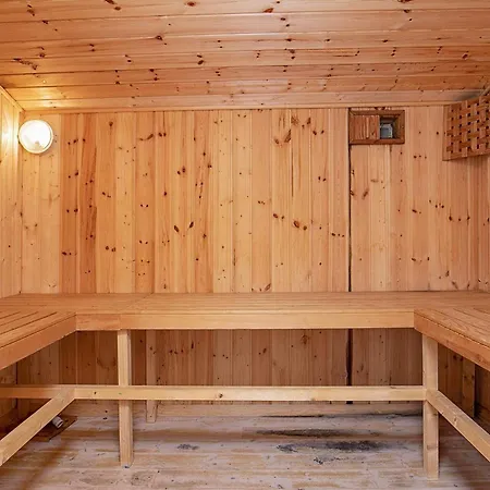 Secluded Retreat With Views - By Traum 펜션 *