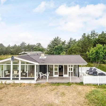 Secluded Retreat With Views * Vejers Strand