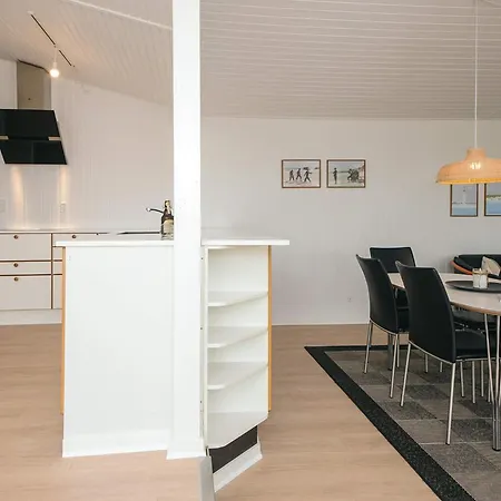 Secluded Retreat With Views - By Traum *