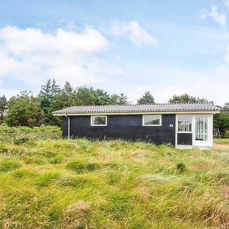 Secluded Retreat With Views - By Traum *